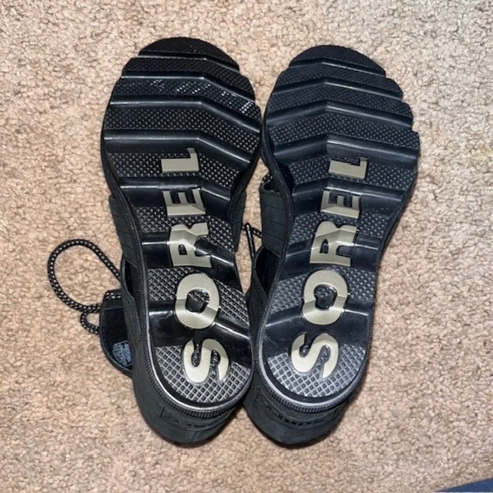 Sorel Joanie II‎ Lace Sandal Wedge Heel Black 9